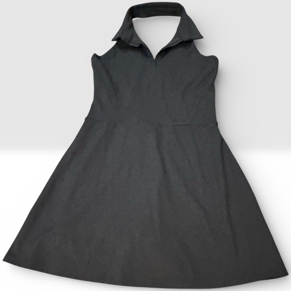 GAP Dresses & Skirts - NWT GapFit Power Polo Halter Dress Size Large attached shorts with pocket